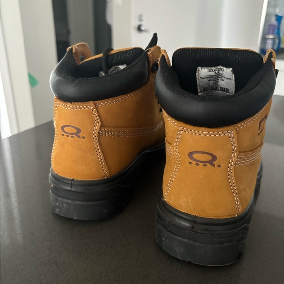 Women’s Steel Toe Boots, like new - Picture 3 of 3